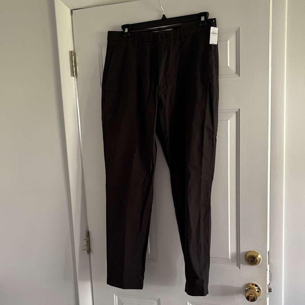 NWT Banana Republic Men's Black Dress Pants - Classic Athletic Fit